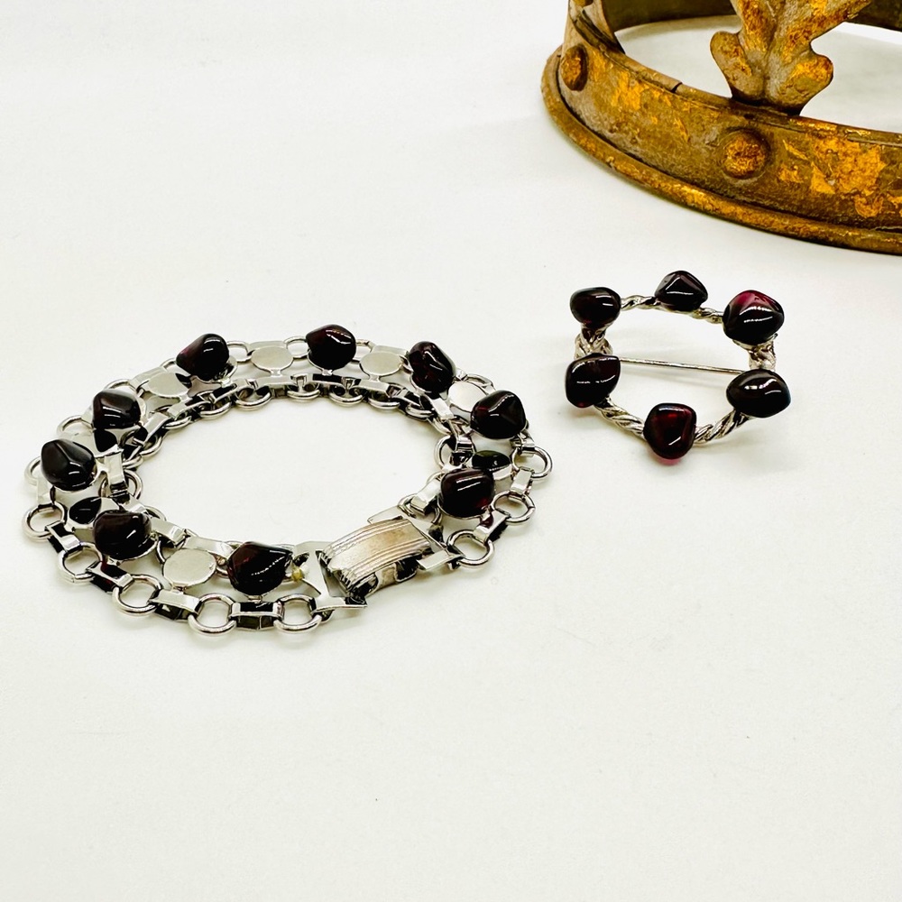 Vintage Garnet brooch and bracelet Demi parure set